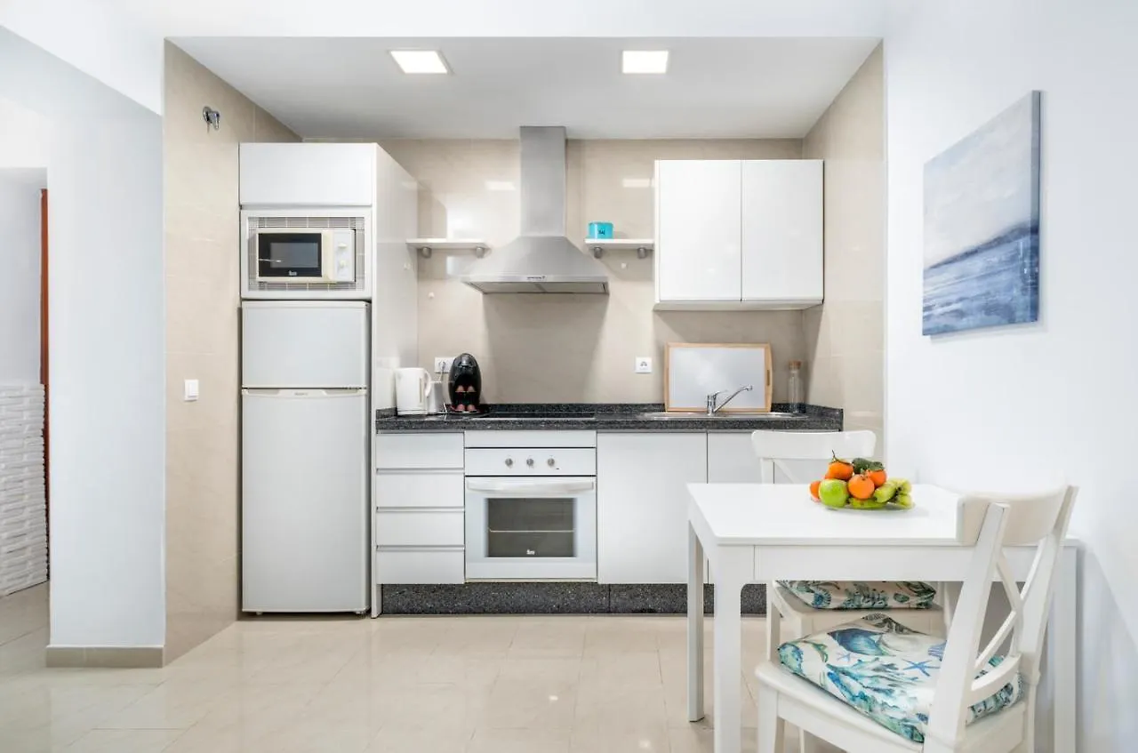 Ohana Beachfront Malagueta Málaga 0*,  İspanya